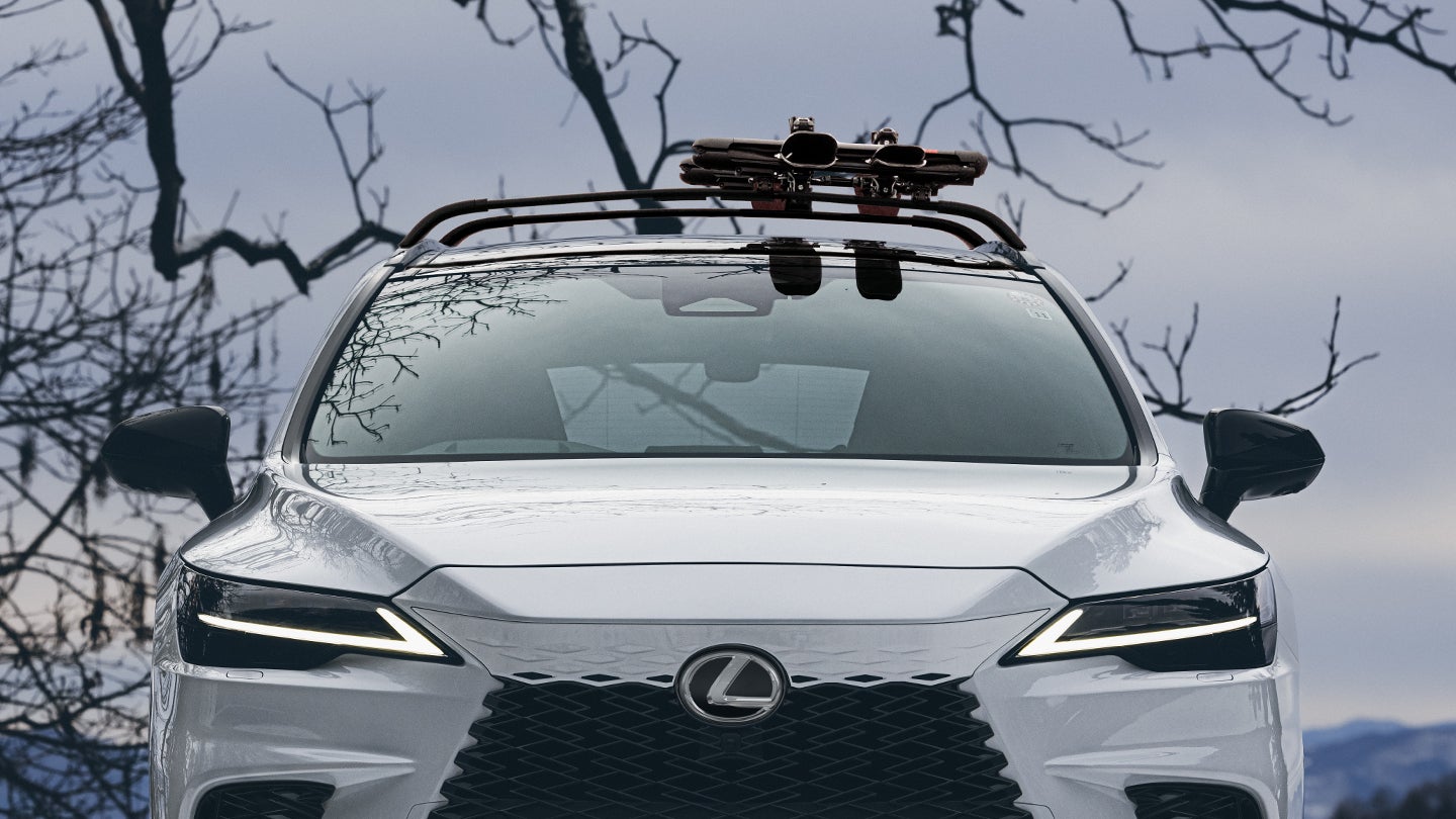 RX 500 Hybrid F SPORT Performance with accessories