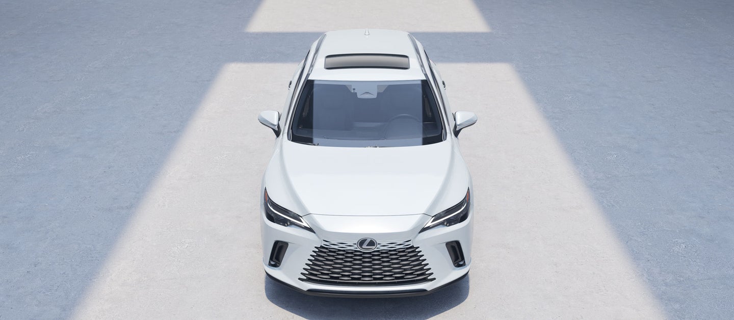 Lexus GAS with Ultra White EXTERIOR, 19-inch five-spoke alloy wheels with Dark Gray Metallic and machined finish angle 1 